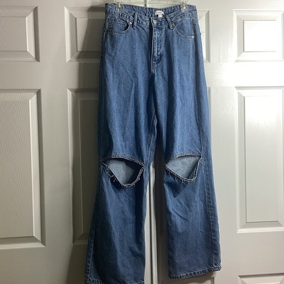 Forever 21 Denim - Forever 21 Classic Blue Denim Jeans Open Knee Bedazzled 28 Wide Leg